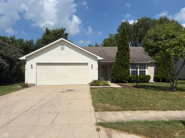 12124 Pepperwood Dr, Indianapolis, IN 46236