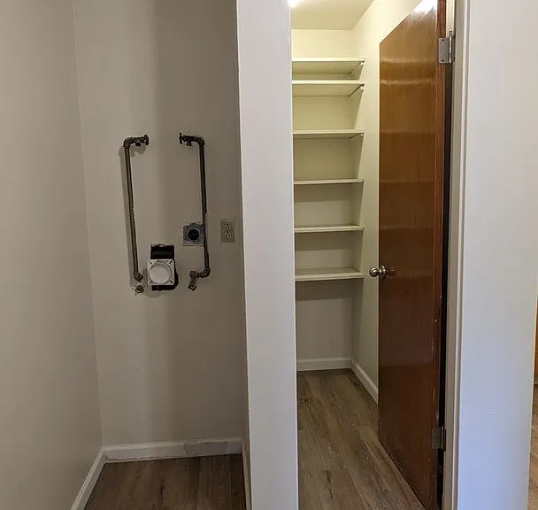 Park Village Apartments — Photo 64