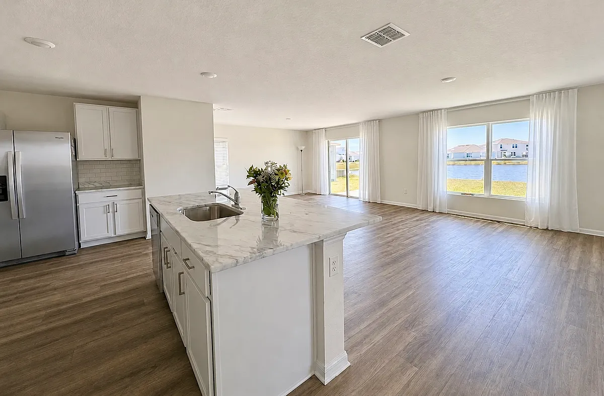 Open layout - first floor - 10225 Kalamazoo Pl