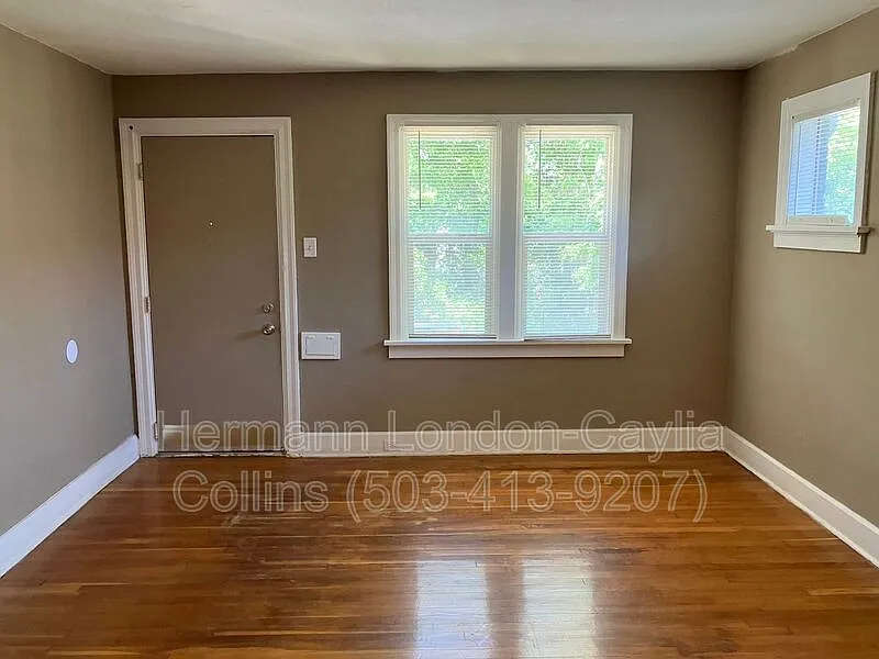 2 bed, 1.5 bath, 1028 sqft, $1,285 — Photo 2