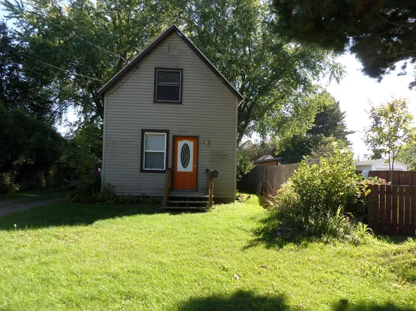 1012 E 5th Ave, Sault Sainte Marie, MI 49783