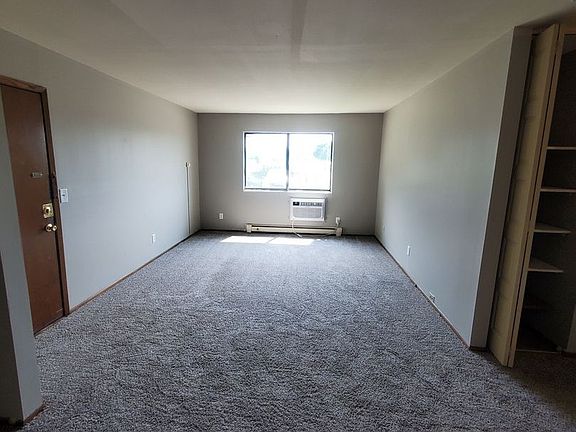 3rd image of 333 Coolidge Ave #6
