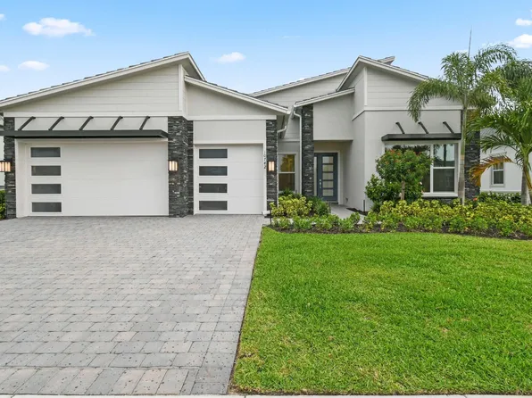10742 Stellar Circle Stellar 11, Palm Beach Gardens, FL 33412