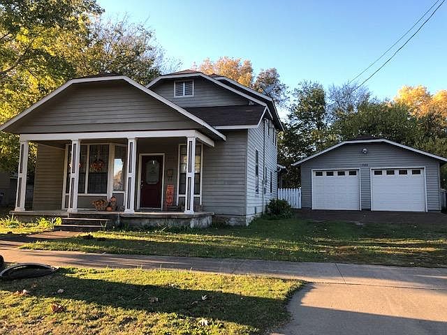 1st image of 399 E Pine St