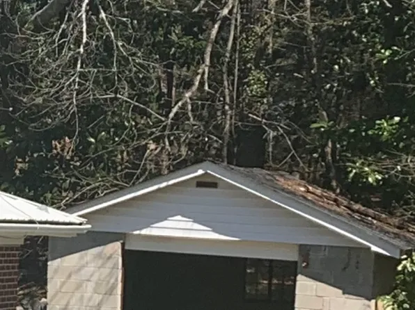 229 Hilltop Ln, Toccoa, GA 30577