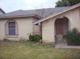 7010 San Pablo Dr, Houston, TX 77083