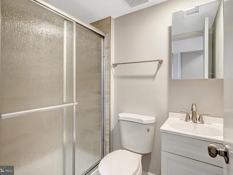 7065 Leewood Forest Dr — Photo 46