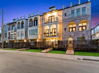 2611 Maxroy St, Houston, TX 77007