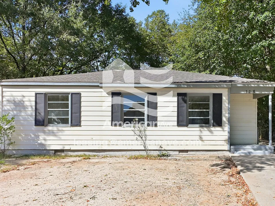 118 Charles Cir