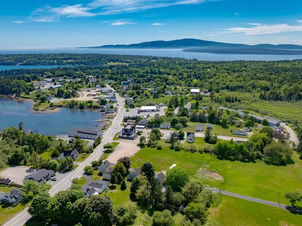 20 Rand Lane, Winter Harbor, ME 04693