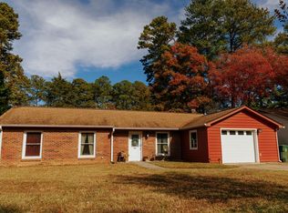 1418 Suterland Rd, Cary, NC 27511