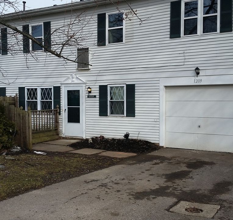 1st image of 1209 Queens Ave