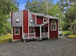 102 Spruce Ct, Milford, PA 18337