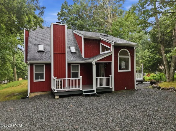 102 Spruce Ct, Milford, PA 18337