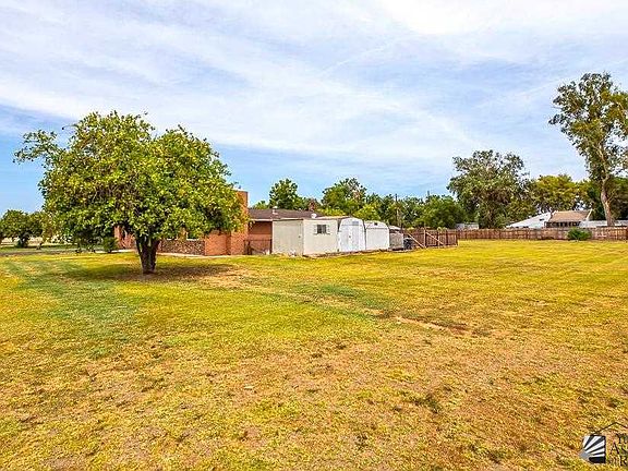 4th image of 1940 W Chico Ln