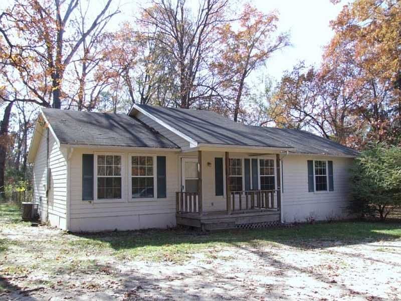 1st image of 585 Eastdale Ln