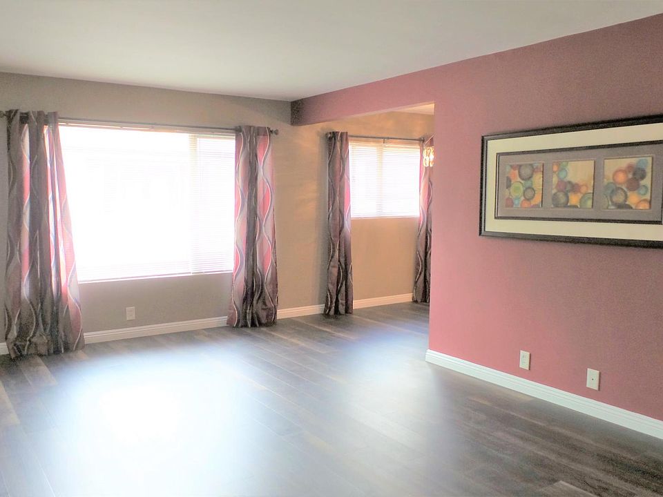 1st image of 317 Walnut Ave APT 10