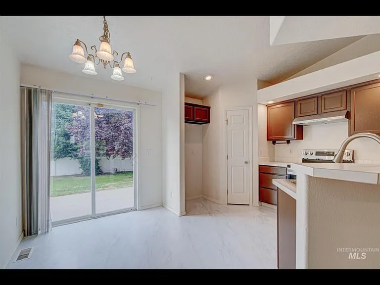 1400 W Hasket Ct — Photo 7