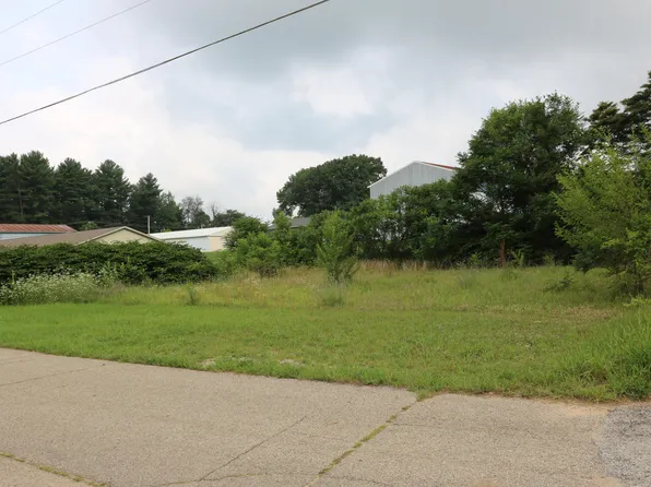 31934 Brooke Rd, Dowagiac, MI 49047