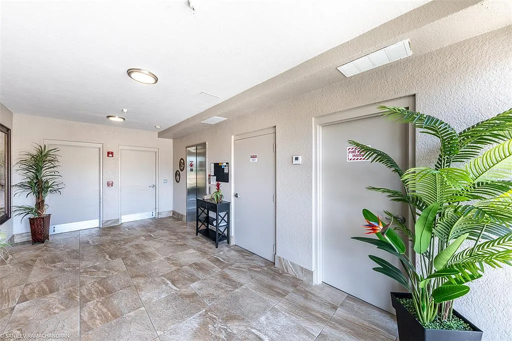 2 bed, 2.0 bath, 1381 sqft, $1,650 — Photo 4
