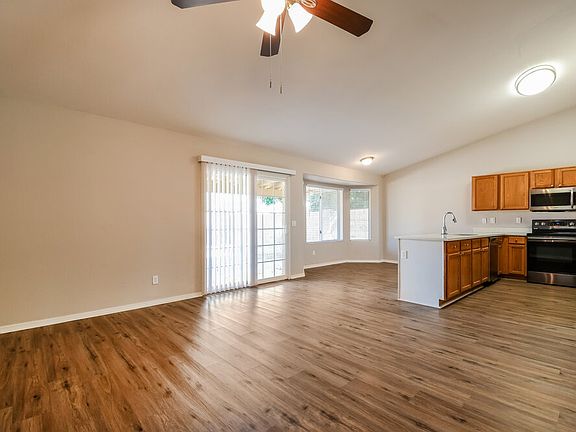 5th image of 820 N Sailors Way