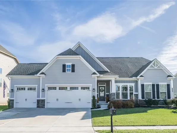 1112 Red Maple Dr, Troy, OH 45373