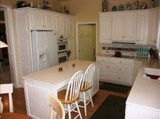 306 S 169th Cir, Omaha, NE 68118