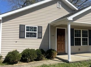 114 Martin Luther King Jr Blvd, Versailles, KY 40383