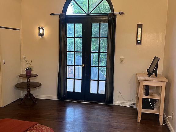 3rd image of 5934 Manola Way