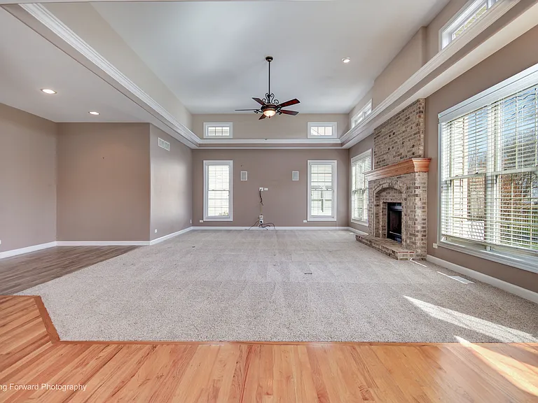 24833 Winterberry Ln — Photo 9