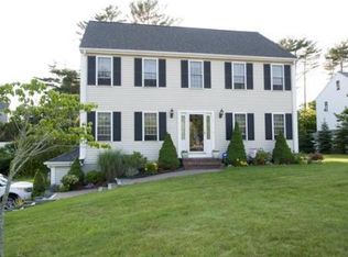 39 Shallow Pond Ln, Plymouth, MA 02360