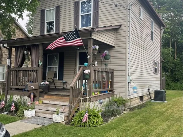 18 Brockway Ave, Greenville, PA 16125