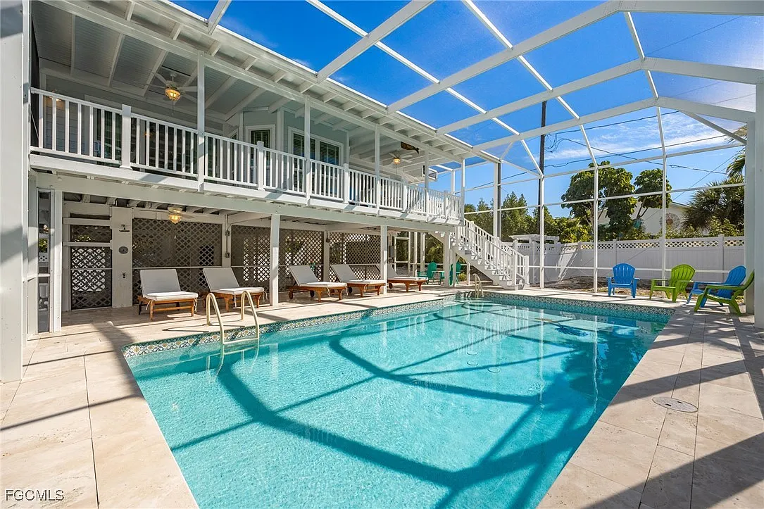3 bed, 2.0 bath, 1704 sqft, $18,200 — Photo 1