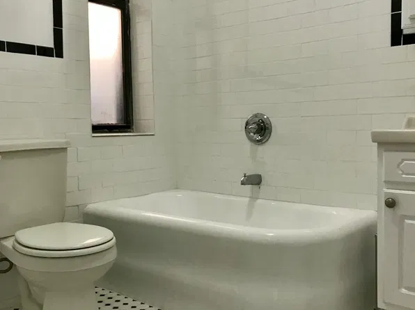 (undisclosed Address), Bronx, NY 10458