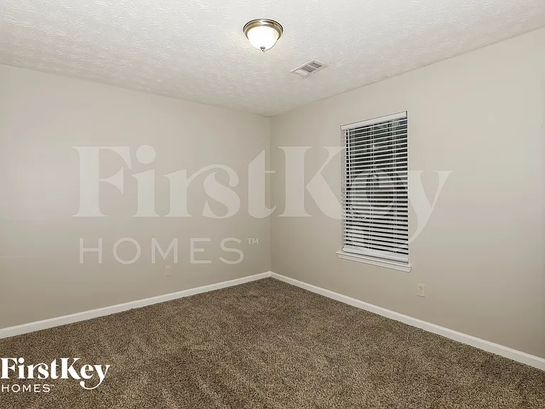 1207 Iron Gate Blvd — Photo 14