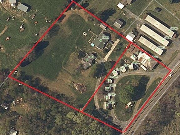 2nd image of 13445 Old Valley Pike