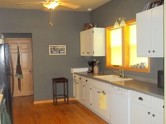 Kitchen with Dishwasher