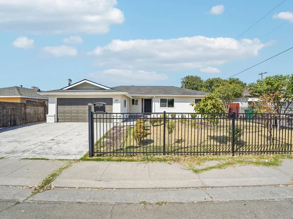 317 Goya Dr, Stockton, CA 95207