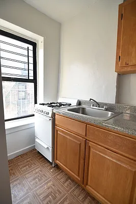 Rented by Finders NYC | media 1