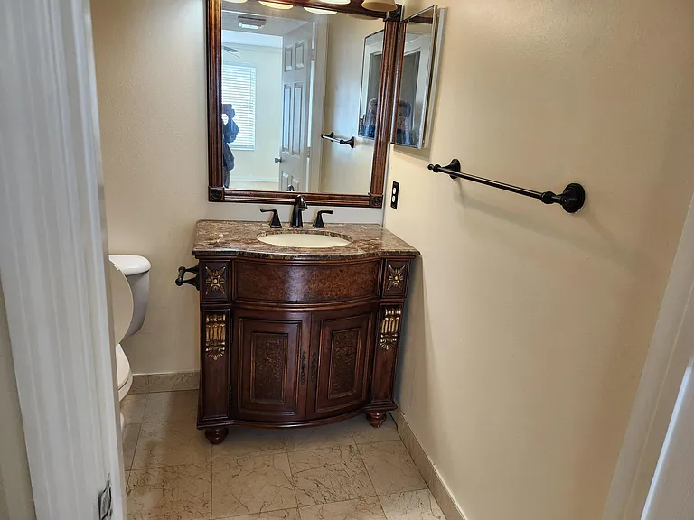 813 Villa Cir — Photo 13