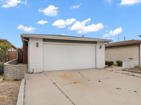 4827 W 134th St, Hawthorne, CA 90250