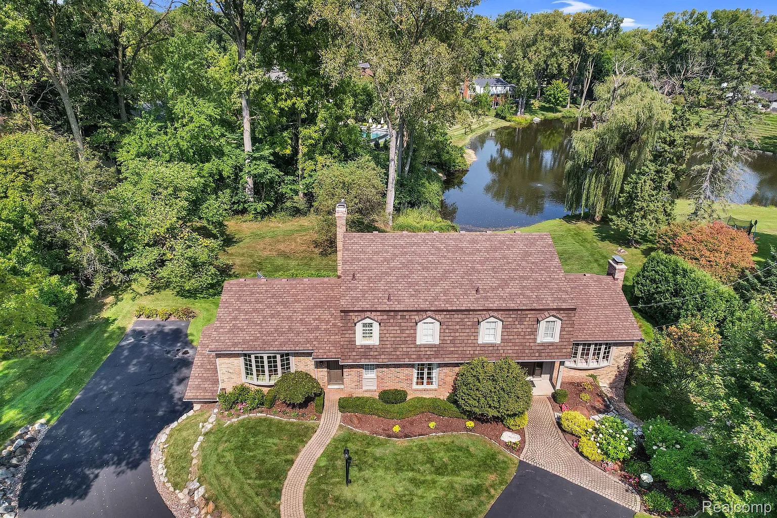 5371 Forest Way photo 1