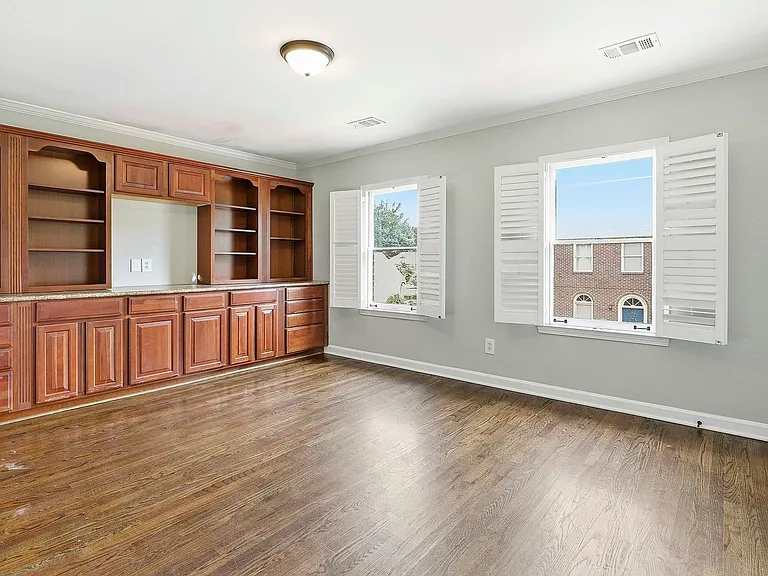 165 Habersham Pl — Photo 16