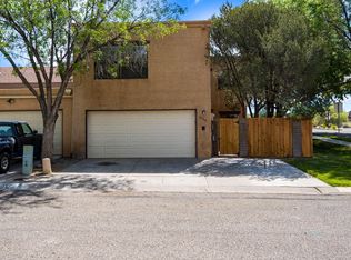 7904 Blue Jay Ln NE, Albuquerque, NM 87109