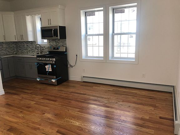 5th image of 3158 97th St
