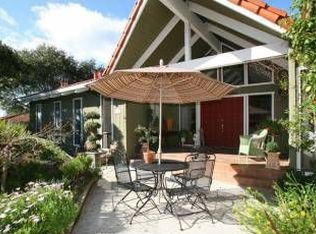 19 Kite Hill Rd, Santa Cruz, CA 95060