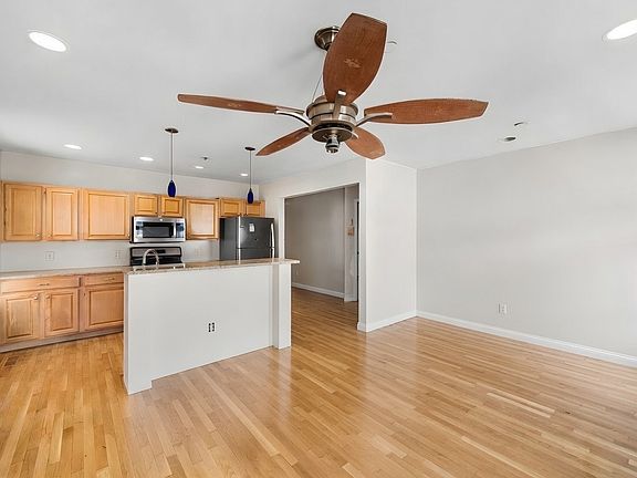 4th image of 119 Homestead St APT 2