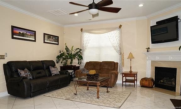 3rd image of 9027 Cinder Ln