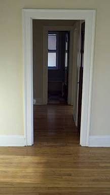 3rd image of 1423 Riverside Dr APT 20