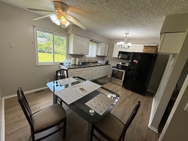 4801 Beaucroft Ct — Photo 47